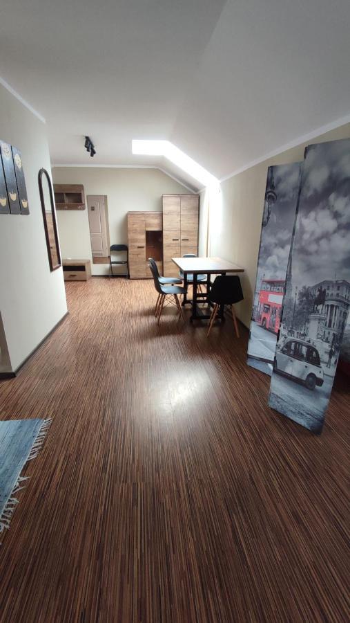 Poddasze Kamienica Wloclawek Centrum Екстериор снимка