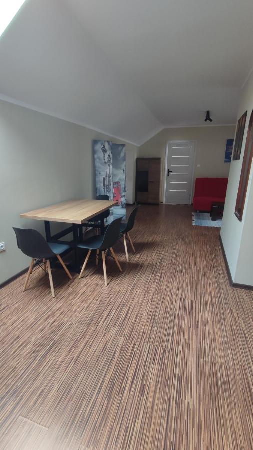 Poddasze Kamienica Wloclawek Centrum Екстериор снимка